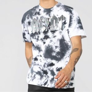 NEW. AC/DC Graphic Band Tshirt.